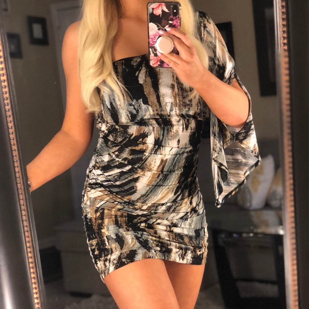 Forever 21 Dress! 🌟 Like new! Small
